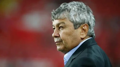 Romanya Milli Takımı'nın teknik direktörü Lucescu, derbi maçı için Türkiye'ye geliyor.