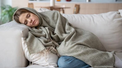 Sık sık hissettiğiniz yorgunluk ve üşüme hissi vitamin eksikliğinden kaynaklanıyor olabilir!