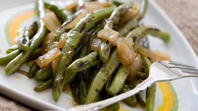 Fasulye kavurması tarifi ve püf noktalarıyla lezzetin sırrı ortaya çıkıyor!