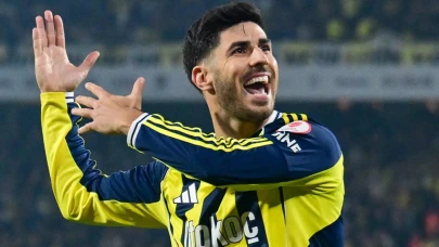 Real Madrid'in genç yıldızı Marco Asensio'ya La Liga ekiplerinden bir kancanın atıldığı iddia ediliyor