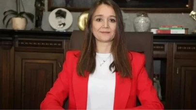 Gülşah Durbay Kimdir? CHP'li Belediye Başkanı Gülşah Durbay'ın Hayatı ve Kariyeri Detaylarıyla!