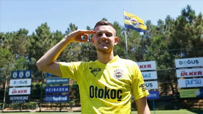 Fenerbahçe'den ayrılmak isteyen Sebastian Szymanski için Lyon ve PSV harekete geçti!