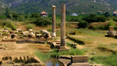 Klaros Antik Kenti: Menderes’in Tarihi Sırları Ortaya Çıkıyor