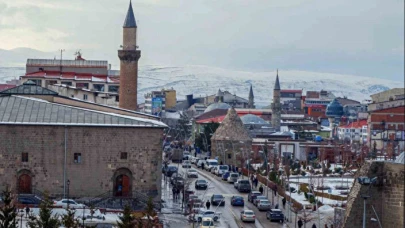Erzurum'da Nüfus Azalışı Devam Ediyor: Yıllık Nüfus Artış Hızı -6,7 Olarak Gerçekleşti