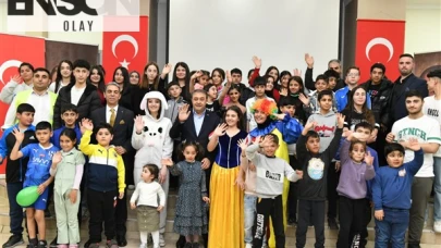 Vali Şıldak iftarını çocuklarla yaptı