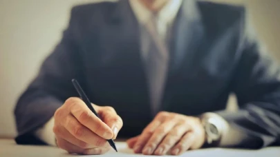 Bayramda idari izin yıllık izinden düşer mi?