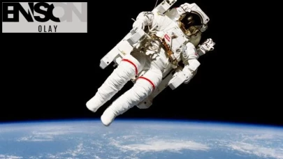Uzayda mahsur kalan astronotlar dünyaya dönüyor