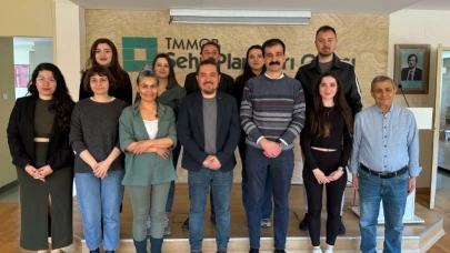 Şehir Plancıları Odası ve DİSK Sosyal-İş arasında TİS imzalandı... İmge Yaman: İstanbul Sözleşmesi, TİS'in eki niteliğinde