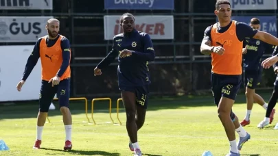 Fenerbahçe, Trabzonspor Maçı için Antrenmanlara Devam Ediyor