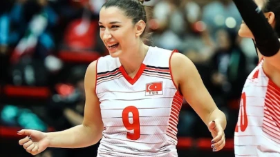 Milli voleybolcudan deprem sonrası sert tepki: Ya yıkım olsaydı!