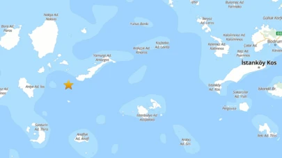 Son Dakika... Ege'de korkutan deprem! Santorini uyanıyor mu?