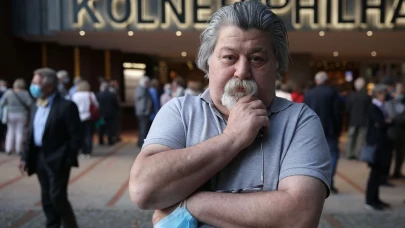 Ahmet Nesin kimdir ve aslen nereli?