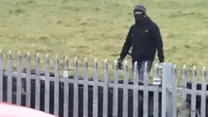 Böyle komşu düşman başına! Aldıkları arsa hayatlarını cehenneme çevirdi