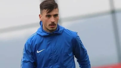 Futbolcu Berk Çetin'in kariyerinde hangi takımlarda forma giydiği ve Danla Bilic ile neden gündeme geldiği merak konusu oldu