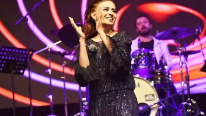 Yıldız Tilbe'den Samimi İtiraflar: Çizgi Roman Tutkusu ve Kirpi Benzetmesi