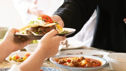 İşte en ideal akşam yemeği yeme saati! Hep yanlış biliyormuşuz