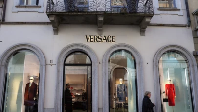 Lüks moda markası Versace'nin satışı gündemde