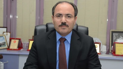 Mahmut Güngör kimdir? Pamukkale Üniversitesi Rektörü Prof. Dr. Mahmut Güngör'ün hayatı ve kariyeri