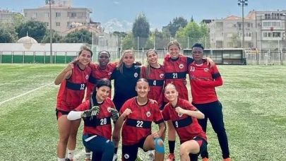 Ali Alanç’tan Fenerbahçe’ye: "Kadın futbolunu yıpratıyorlar!"