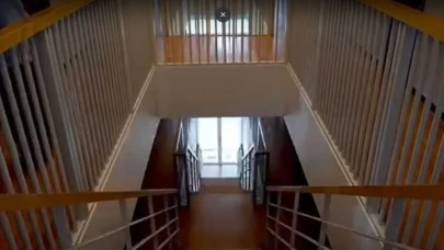 Bu hapishaneye girmek için üstüne para veriyorlar