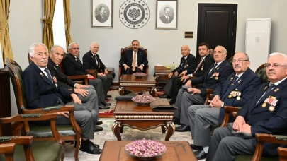 Vali Erin, gazileri makamında ağırladı