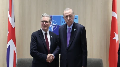 Cumhurbaşkanı Erdoğan, İngiltere Başbakanı Starmer ile görüştü