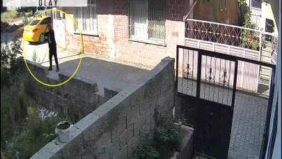 Taksi gasbedip, eve pompalı tüfekle ateş açan 2 şüpheli tutuklandı