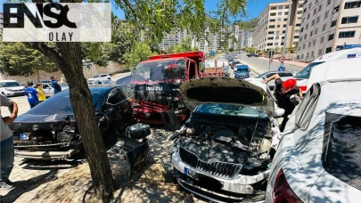 Kahramanmaraş’ta Kontrolden Çıkan Kamyonet Dehşet Saçtı