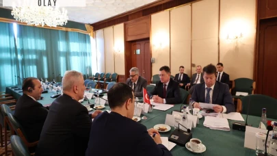 Bakan Bolat, Rusya Başbakan Yardımcısı Novak ile görüştü