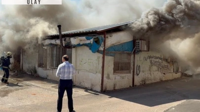 Antalya'da gecekondular alev alev yandı