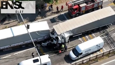 Giresun'da korkunç kaza! Tır, kırmızı ışıkta duran tıra çarptı: 1 ölü