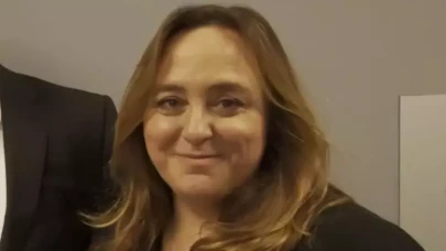 Gazeteci Ayşe Barım kimdir, kaç yaşında ve mesleği ne? Ayşe Barım'ın adı niye geçiyor? 'Darbeye teşebbüse yardım' suçlamasıyla mahkemede!