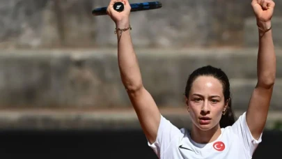 Zeynep Sönmez kimdir, kaç yaşında, aslen nerelidir?