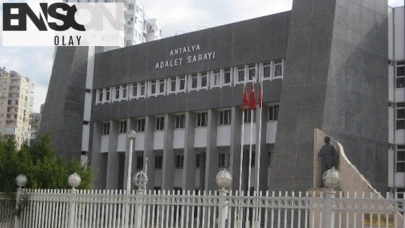Muhittin Böcek'in gelini ile 3 şüpheli adliyede
