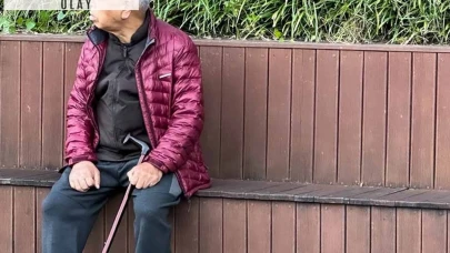 Sadece 50 metre yürüdükten sonra baldırınıza kramp giriyorsa, bu basit bir yorgunluk değil: 'Sessiz katil'