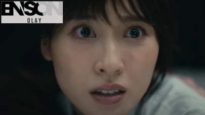 Netflix'in listeleri altüst eden dizinin üçüncü sezon geliyor!