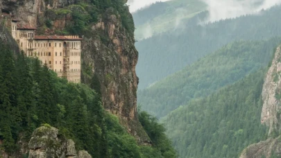 Temmuz Ayında Keşfedilmeye Değer Seyahat Rotaları