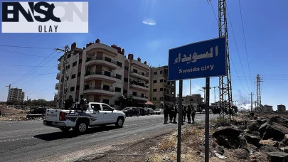 İsrail Suriye’nin Süveyda kent merkezine hava saldırısı düzenledi