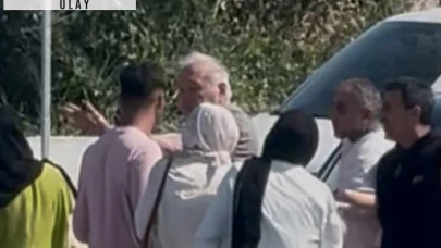 İlber Ortaylı kaza geçirdi: Birbirine giren şoförleri güçlükle ayırdı