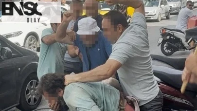 Sokak ortasında linç girişimi... Ölümün eşiğinden vatandaşlar kurtardı