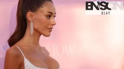 Dilan Çiçek Deniz kayaların üzerine sere serpe uzandı! Peş peşe bikinili pozlar...