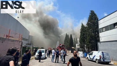 Kocaeli'de plastik fabrikasında yangın