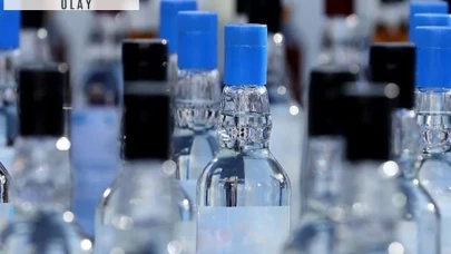 Adana'da bir tırda 2 bin 920 litre kaçak alkol yakalandı