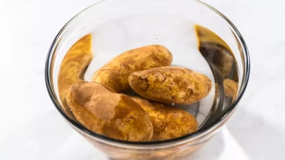 Aç Karnına Patates Suyu İçmenin Şaşırtıcı Faydaları!