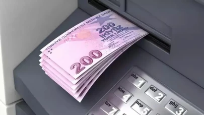 Milyonlarca vatandaşın gözü bu haberde: Yeni yılda asgari ücrette büyük sürpriz!