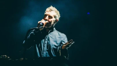 İngiliz Müzik Grubu, Soykırım Destekçisinin Spotify Üzerinden Tüm Eserlerini Çekerek Boykot Başlattı!