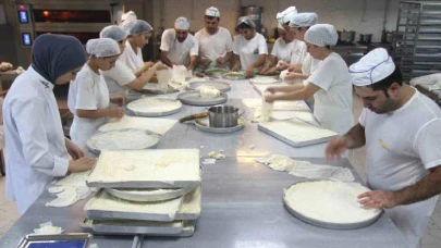 Farklı bölgelerde 1500 TL'ye satılan baklava burada sadece 650 TL!