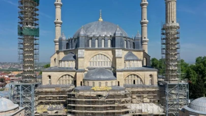 Selimiye Camisi restorasyonunda görev alan firma değişti mi? Restorasyon çalışmaları neden durdu?
