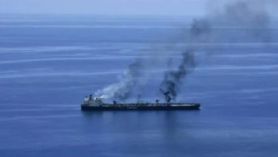 Kızıldeniz'de Yankılanan Patlama Sesleri Panik Yarattı: Yemen Kıyılarında Endişe Veren Gelişme