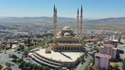 Türkiye'de Cami Sayısı En Az Olan 5 İl Tespit Edildi: Birincisi Şaşırtıcı!